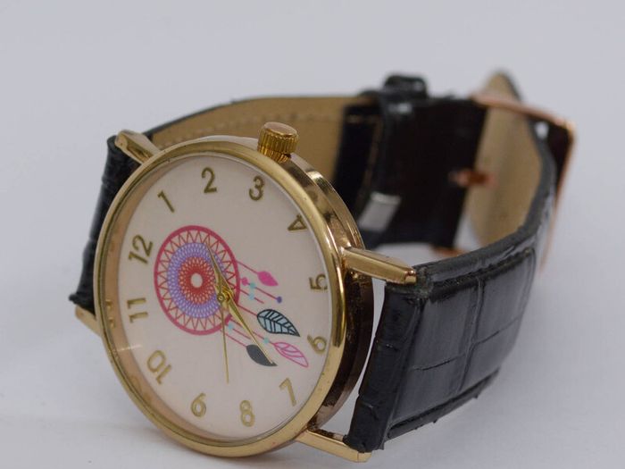 Ladies Quartz Watch