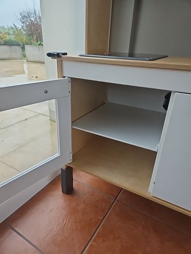 Toy Kitchen