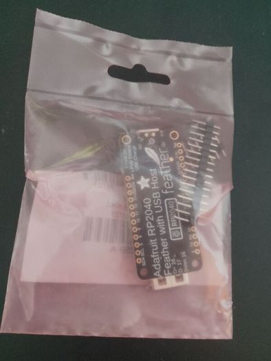 Adafruit rp2040 Feather with USB Host.