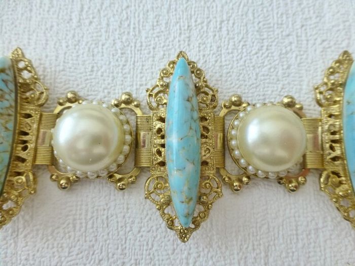 1950's Vintage Victorian Revival Turquoise Pearl Bracelet