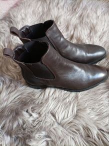 Dark brown chelsea boots