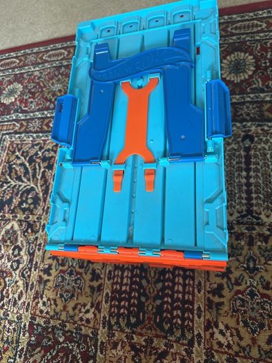 Hot Wheels Track Builder Race Crate