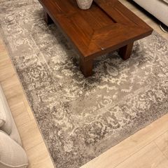 Rug