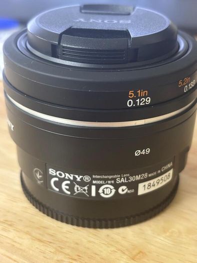 Sony Alpha SAL DT 30mm F2.8 Macro SAM Lens