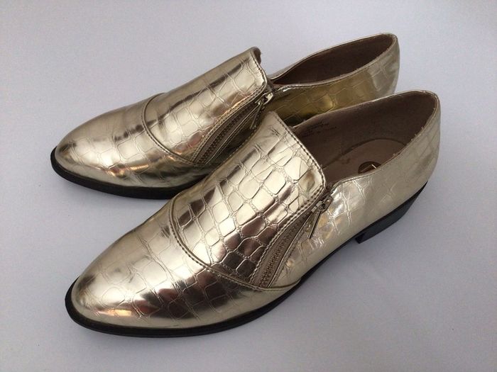 River Island Ladies Gold loafers size 5 can post