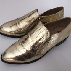 River Island Ladies Gold loafers size 5 can post