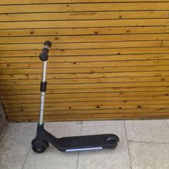 Zinc kids electric scooter