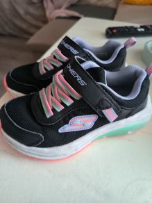 Sketchers shoes