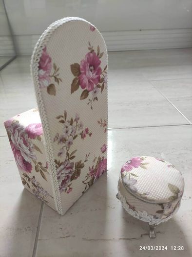 Mini Cute Dresser Jewelry box