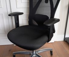 HIGH quality ergonomic gaming / office chair