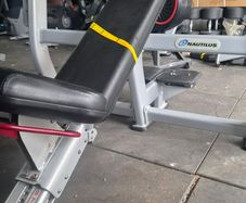 Nautilus Gym Benchs Like New Full Gym Set