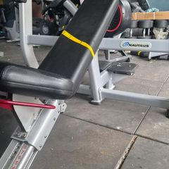 Nautilus Gym Benchs Like New Full Gym Set