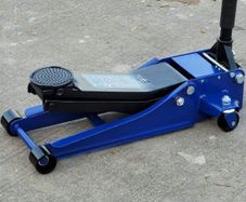 Heavy Duty 4 Ton Ultra Low Profile Trolley Jack
