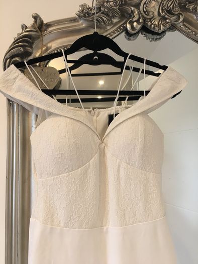 White stunning dress