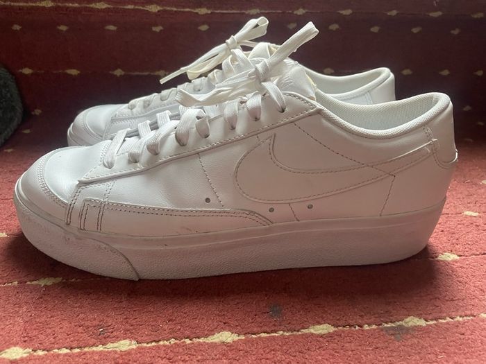 Nike size 8.5