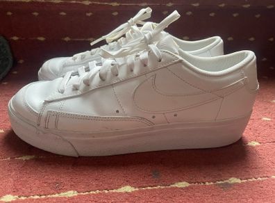 Nike size 8.5