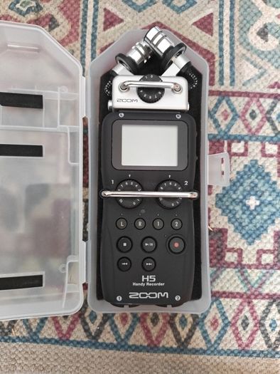 Zoom H5 Handy Recorder
