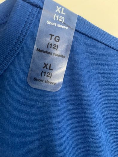 GAP blue T-shirt