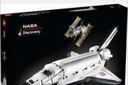Lego 10283 - NASA Space Shuttle Discovery