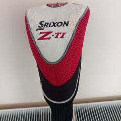 Srixon golf driver. Right handed club.