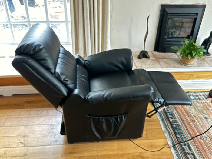 Riser Recliner Chair