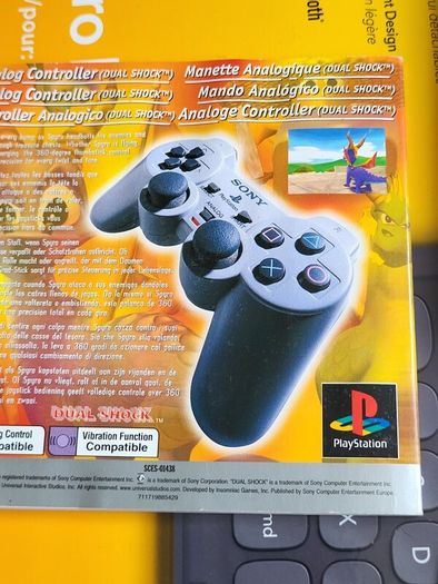 Spyro The Dragon PS1 Platinum