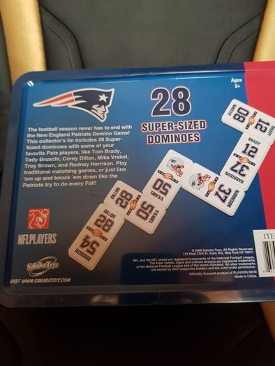 Collectors tin New England patriots super sized dominoes game