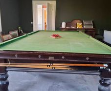 snooker table