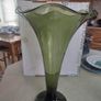 1920 Vintage Stuart GREEN Crystal Trumpet Vase STAMPED ON BEASE, Image 5