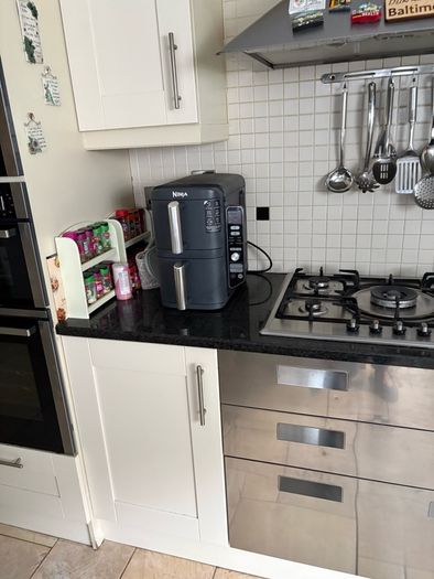Fitted Kitchen reduced