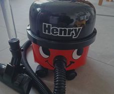 Henry hoover