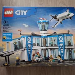 LEGO City 60502 Airport with Airplane
