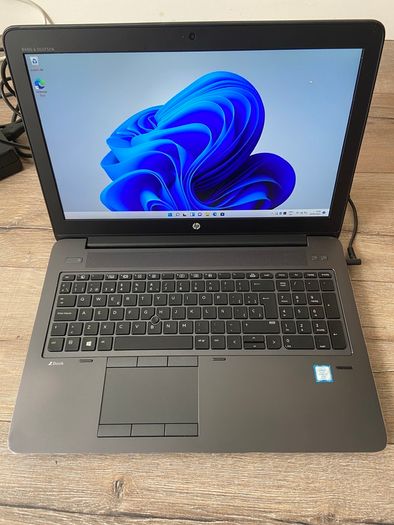 HP Zbook G3, Windows 11, Intel i7 6820HQ, 820GB NVME SSD, Nvidia