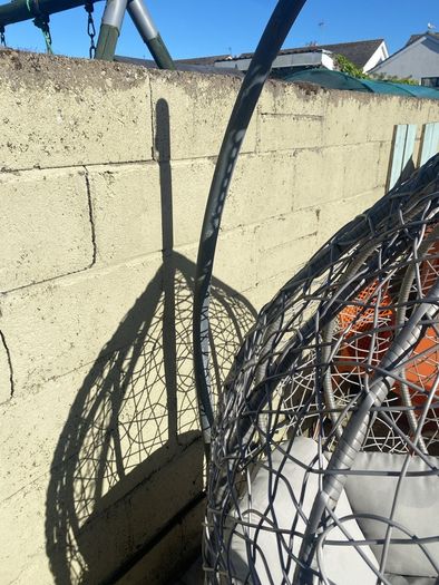 Egg chair - Works well needs TLC