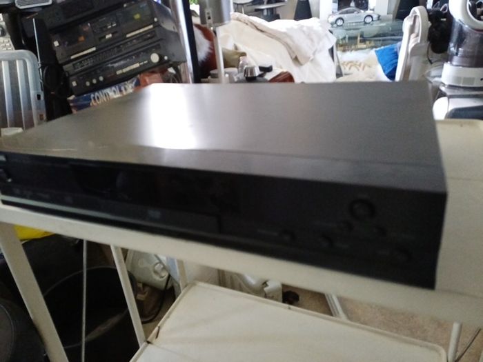 Yamaha cd/DVD player