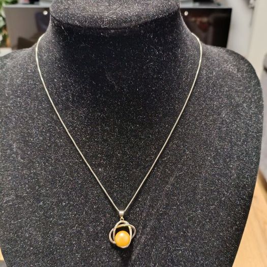 beautiful 925 silver necklace