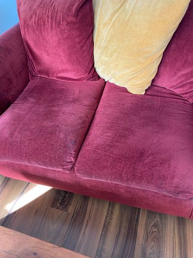 Red Sofa Suites 1x 2 Seater 1x 3 Seater 1x Chair