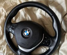 F30 steering wheel with airbag