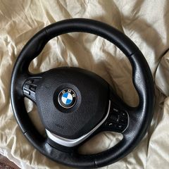 F30 steering wheel with airbag