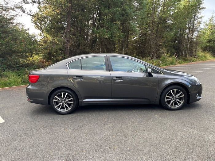 Toyota Avensis 2014
