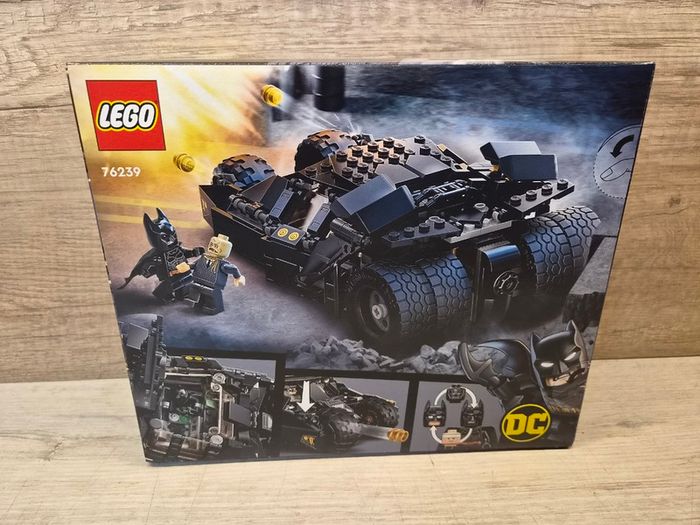 LEGO 76239 Batmobile Tumbler Scarecrow Showdown