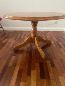 Oak Dining table