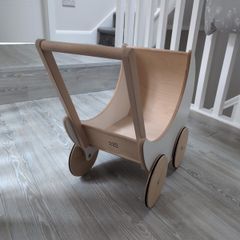 Doll pram