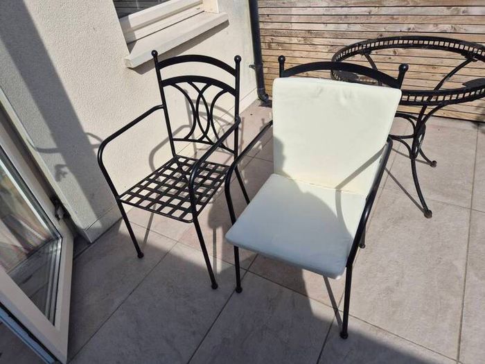 garden chairs