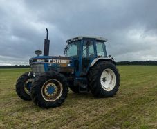 Ford 8210