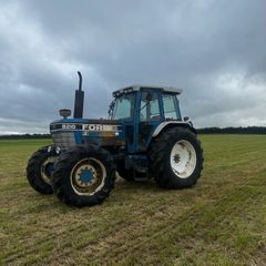 Ford 8210