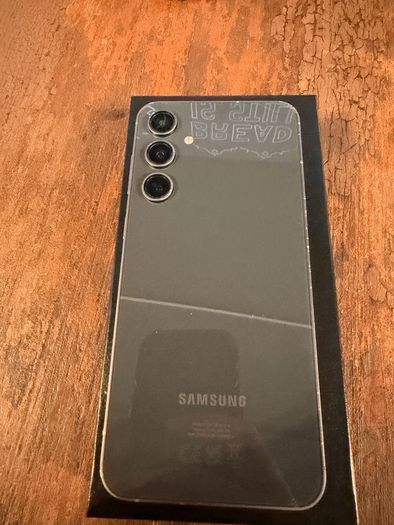 Samsung S23fe