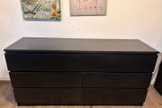 Black chest of drawers
