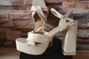 Cream Platform Sandals, size 6 NEW LOOK