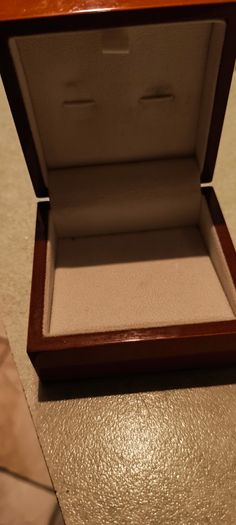 Packaging Or Trinckelt Wooden Box